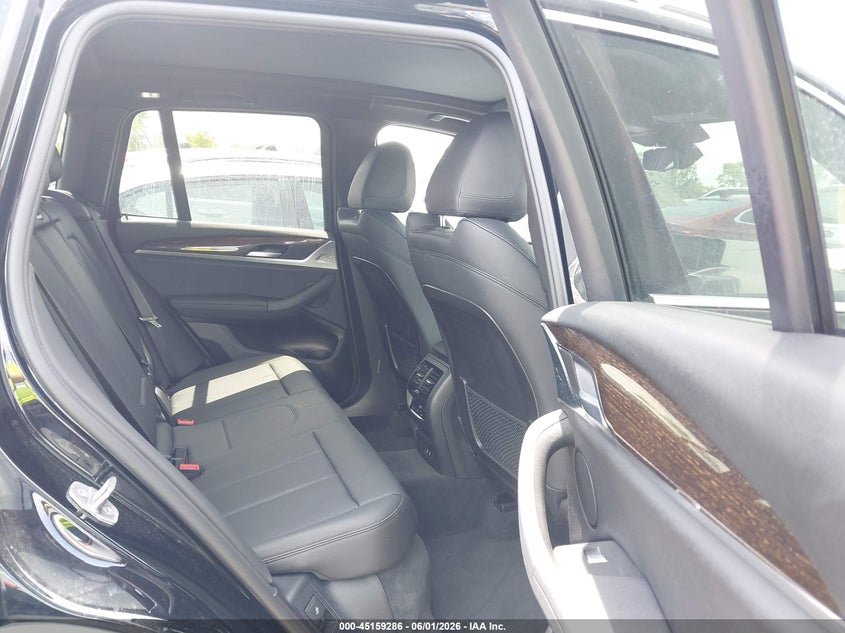 2021 BMW X3 VIN 5UXTY5C02M9H59301 IAAI salvage auction — LEFT SIDE, Salvage Title, sold $15,550 on 2026-07-07 (photo 8)