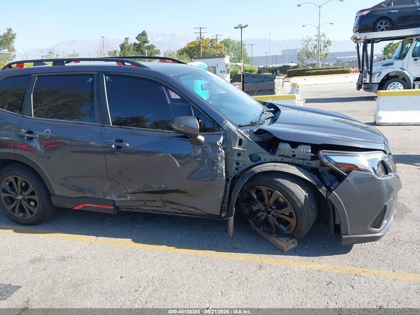 2023 Subaru Forester VIN JF2SKAJC1PH458581 IAAI salvage auction — RIGHT SIDE, Salvage (California), sold $5,400 on 2026-07-14 (photo 6)