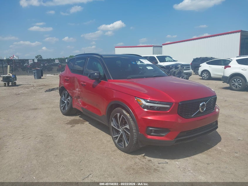 2021 Volvo Xc40 VIN YV4162UM0M2466465 IAAI salvage auction — SIDE, Original (Texas), sold $9,800 on 2026-07-14 (photo 1)