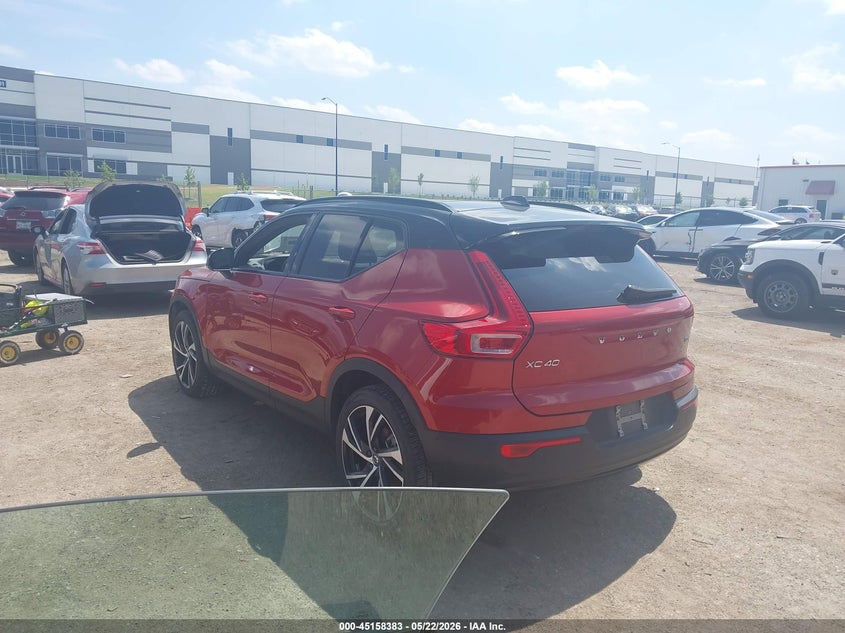 2021 Volvo Xc40 VIN YV4162UM0M2466465 IAAI salvage auction — SIDE, Original (Texas), sold $9,800 on 2026-07-14 (photo 3)