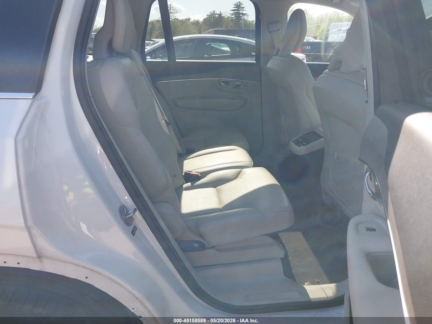 2023 Volvo Xc90 VIN YV4062PV0P1902645 IAAI salvage auction — LEFT & RIGHT, Salvage (Massachusetts), sold $19,050 on 2026-07-29 (photo 8)
