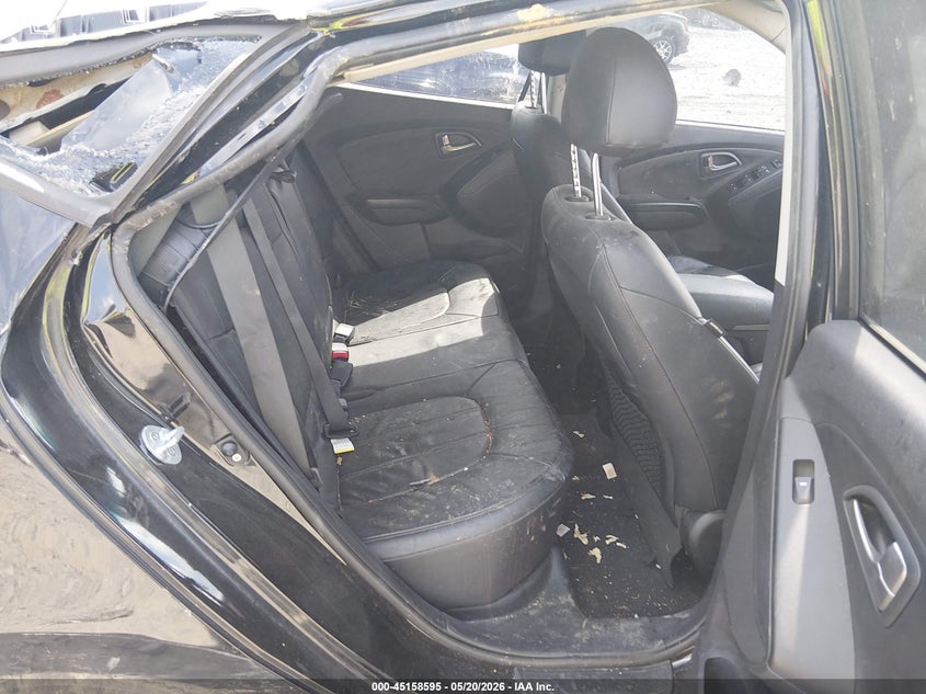 2014 Hyundai Tucson VIN KM8JUCAGXEU939464 IAAI salvage auction — ROLLOVER, Salvage (West Virginia), sold $800 on 2026-07-22 (photo 8)