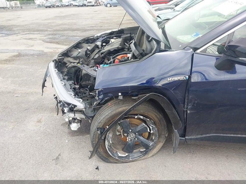 2019 Toyota Rav 4 VIN JTMEWRFV2KD521762 IAAI salvage auction — FRONT END, Salvage Title, sold $9,300 on 2026-07-07 (photo 6)