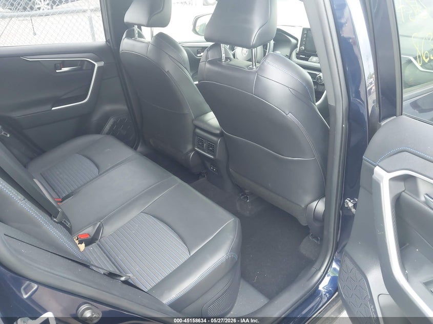 2019 Toyota Rav 4 VIN JTMEWRFV2KD521762 IAAI salvage auction — FRONT END, Salvage Title, sold $9,300 on 2026-07-07 (photo 8)