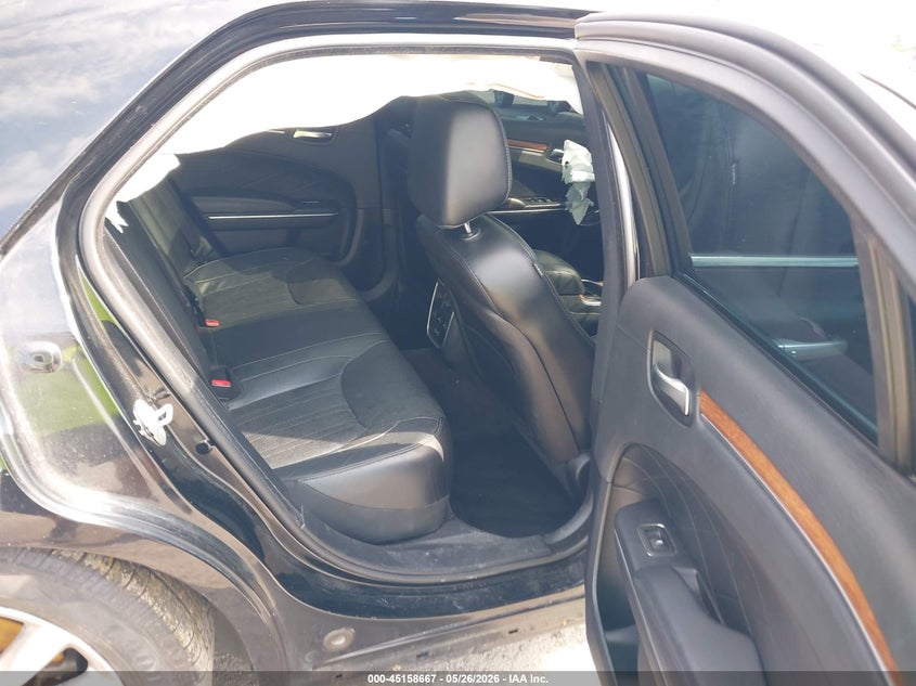 2015 Chrysler 300c VIN 2C3CCASG0FH833181 IAAI salvage auction — FRONT & REAR, Salvage Title, sold $775 on 2026-07-29 (photo 8)