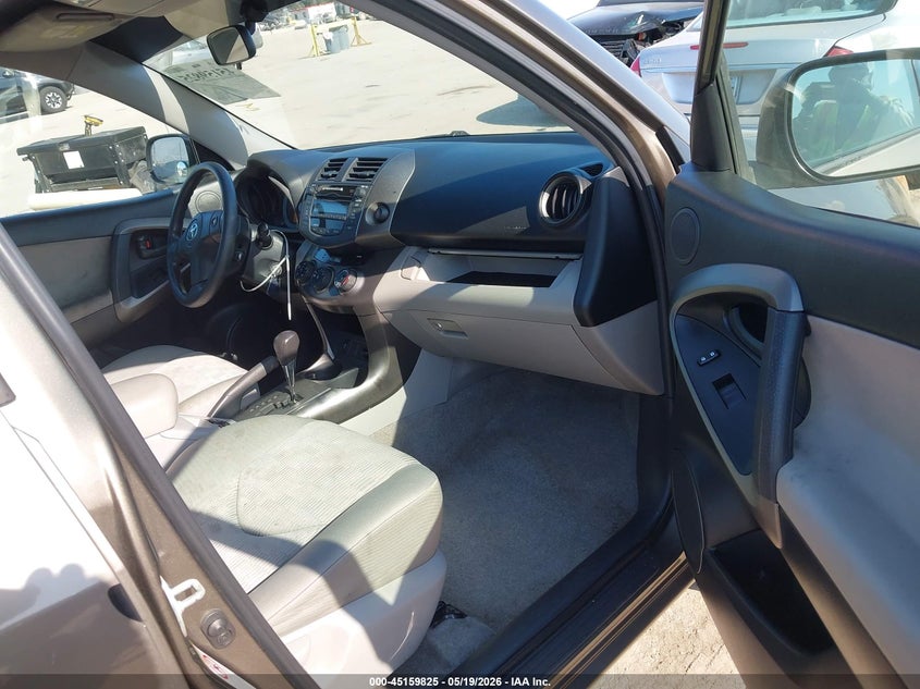 2009 Toyota Rav4 VIN JTMZF33V095003124 IAAI salvage auction — SIDE, Salvage (California), sold $1,800 on 2026-07-15 (photo 5)