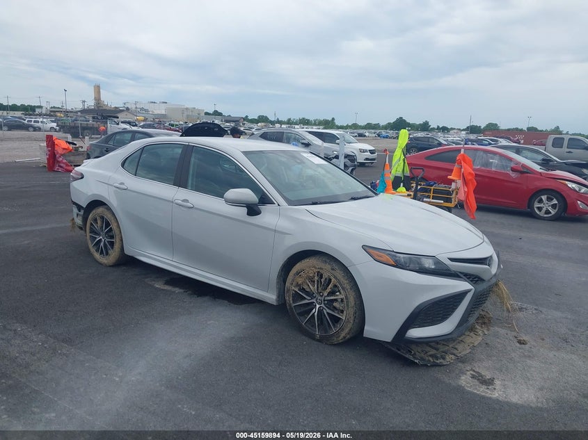 2024 Toyota Camry VIN 4T1G11AK5RU240731 IAAI salvage auction — LEFT SIDE, Salvage (Illinois), sold $6,700 on 2026-07-19 (photo 1)