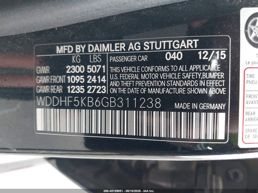 2016 Mercedes-benz E-klasse VIN WDDHF5KB6GB311238 IAAI salvage auction — FRONT & REAR, Salvage (Oregon), sold $975 on 2026-07-16 (photo 9)