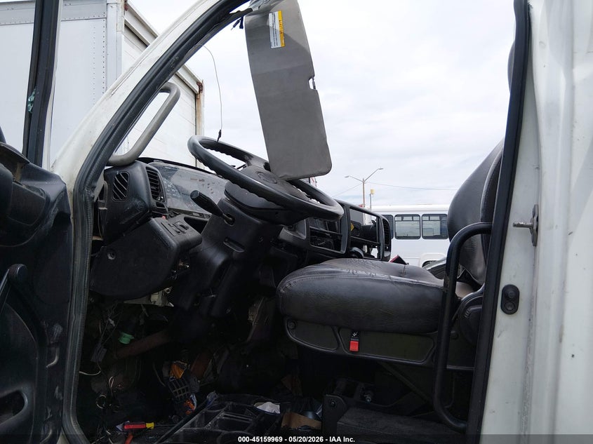 2019 Hino 258/268 VIN 5PVNJ8JV1K4S71706 IAAI salvage auction — FRONT END, Salvage (Texas), sold $100 on 2026-07-08 (photo 7)