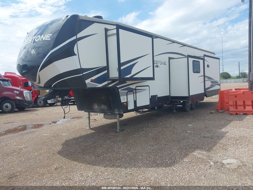 2020 Heartland 377mb VIN 5SFMG4422LE420752 IAAI salvage auction — BURN, Wait Title, sold $125 on 2026-10-07 (photo 2)