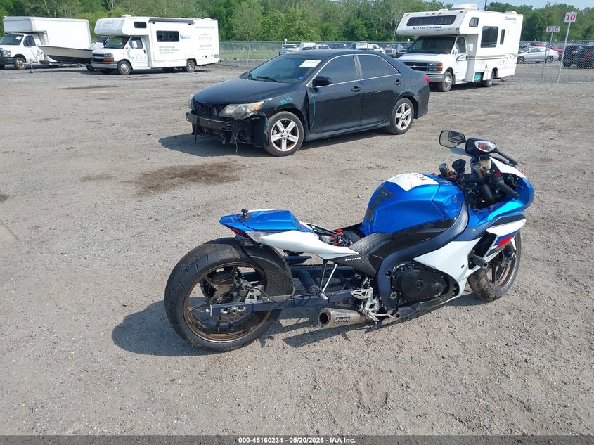 2011 Suzuki Gsx-r1000 VIN JS1GT78A8B2100814 IAAI salvage auction — LEFT REAR, Salvage - Greater Than 75% (Maryland), sold $1,050 on 2026-07-29 (photo 4)