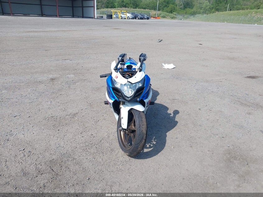 2011 Suzuki Gsx-r1000 VIN JS1GT78A8B2100814 IAAI salvage auction — LEFT REAR, Salvage - Greater Than 75% (Maryland), sold $1,050 on 2026-07-29 (photo 5)