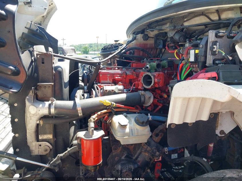 2016 Freightliner M2 106 VIN 1FVHCYCY5GHHB6238 IAAI salvage auction — NORMAL WEAR, Clear (Illinois), sold $8,600 on 2026-07-07 (photo 9)