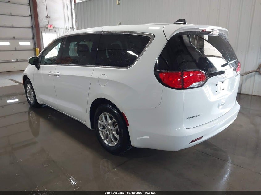 2021 Chrysler Voyager VIN 2C4RC1CG0MR568404 IAAI salvage auction — FRONT END, Sf97 (Kansas), sold $15,050 on 2026-07-09 (photo 3)