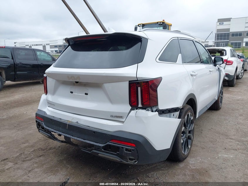 2026 Kia Sorento VIN 5XYRH4JF2TG439631 IAAI salvage auction — FRONT & REAR, Salvage (Texas), sold $10,100 on 2026-07-21 (photo 4)