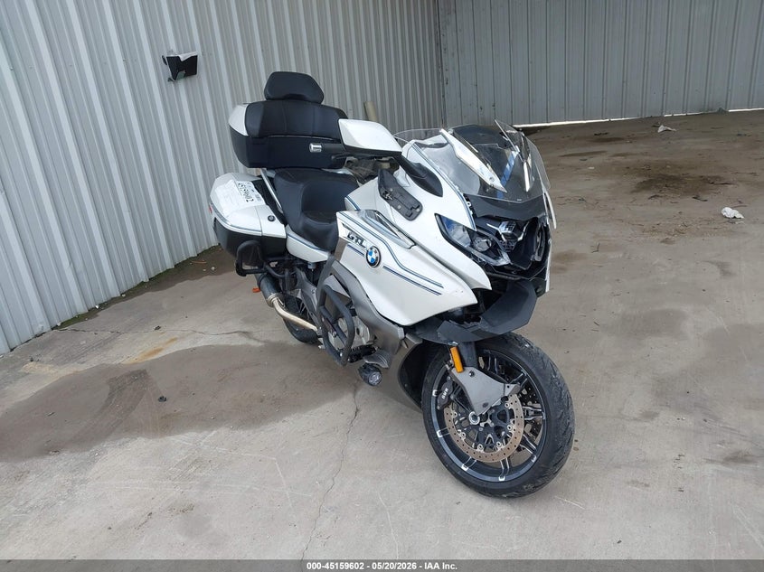 2022 BMW K 1600 VIN WB10F3307N6G18464 IAAI salvage auction — FRONT END, Salvage (Texas), sold $8,600 on 2026-07-14 (photo 1)