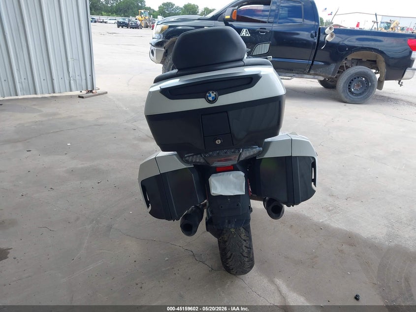 2022 BMW K 1600 VIN WB10F3307N6G18464 IAAI salvage auction — FRONT END, Salvage (Texas), sold $8,600 on 2026-07-14 (photo 6)