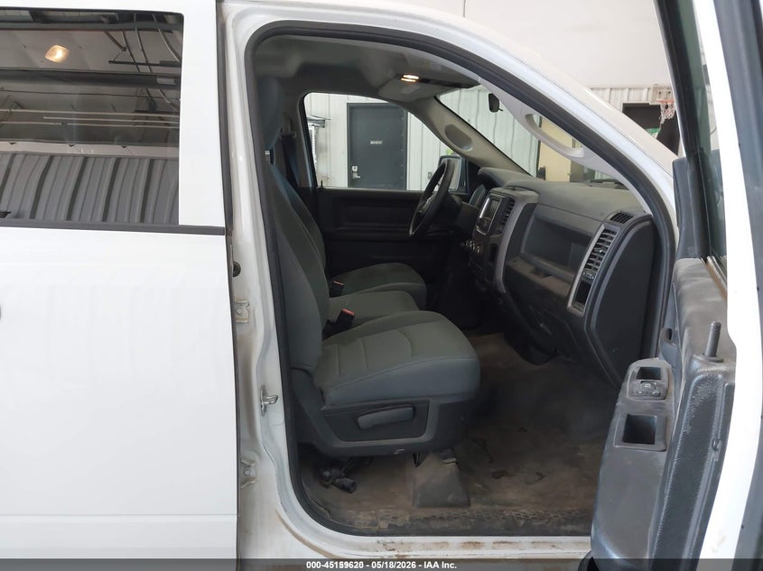 2017 Ram 1500 VIN 1C6RR6FG2HS614799 IAAI salvage auction — FRONT & REAR, SF97 (Kansas), sold $9,650 on 2026-07-09 (photo 5)