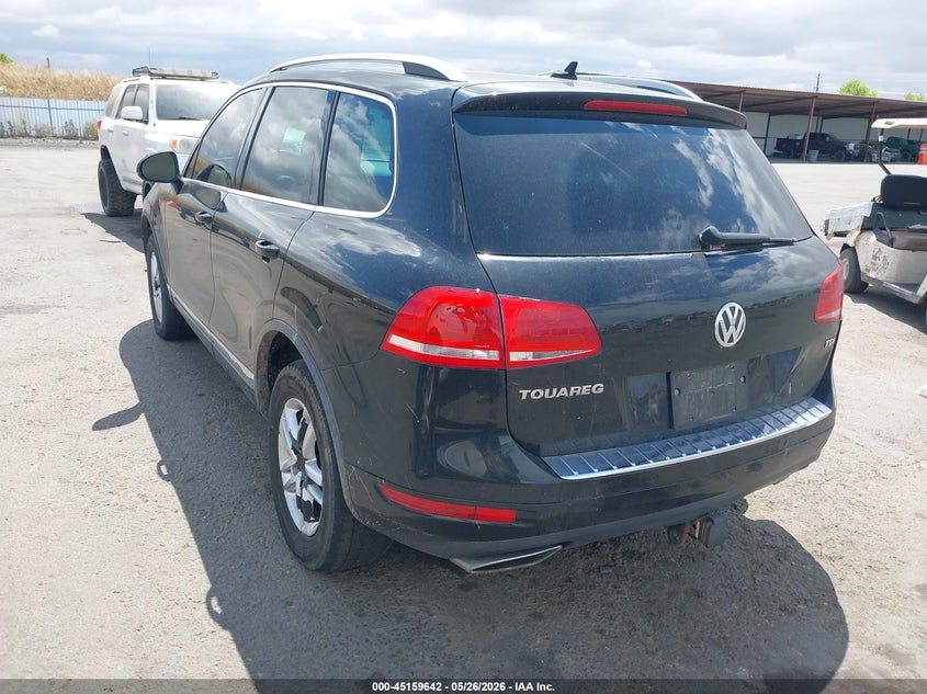 2012 Volkswagen Touareg VIN WVGFK9BP7CD003456 IAAI salvage auction — FRONT END, Salvage Title, sold $925 on 2026-07-22 (photo 3)