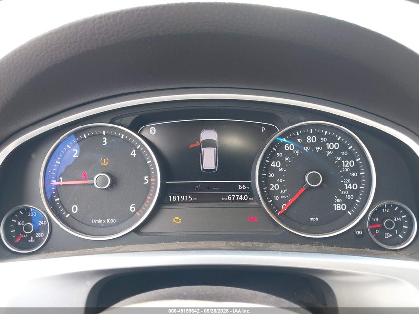 2012 Volkswagen Touareg VIN WVGFK9BP7CD003456 IAAI salvage auction — FRONT END, Salvage Title, sold $925 on 2026-07-22 (photo 7)