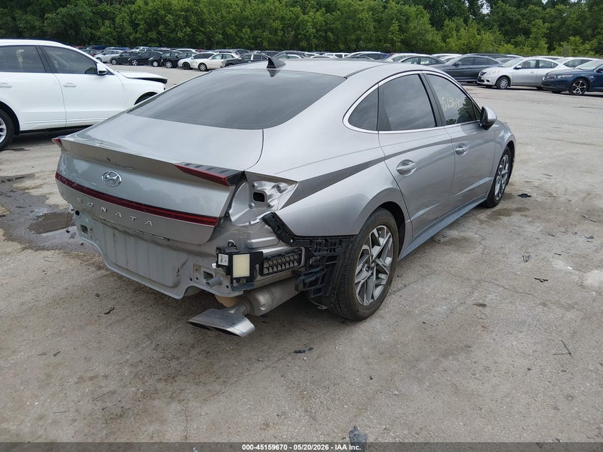 2021 Hyundai Sonata VIN KMHL64JAXMA146587 IAAI salvage auction — REAR END, Salvage (Kansas), sold $4,950 on 2026-07-15 (photo 4)