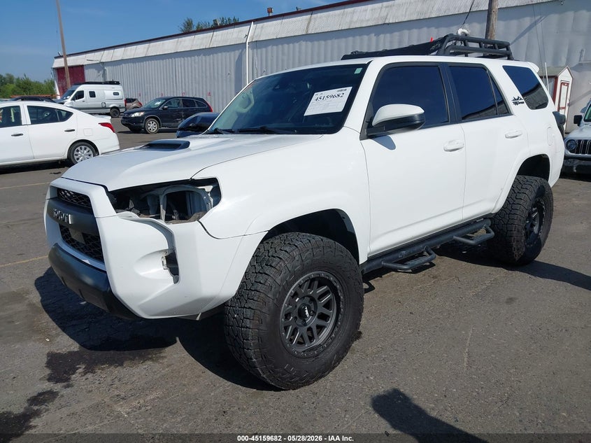 2020 Toyota 4runner VIN JTEBU5JR1L5794386 IAAI salvage auction — RIGHT FRONT, Salvage (Oregon), sold $22,000 on 2026-07-25 (photo 2)