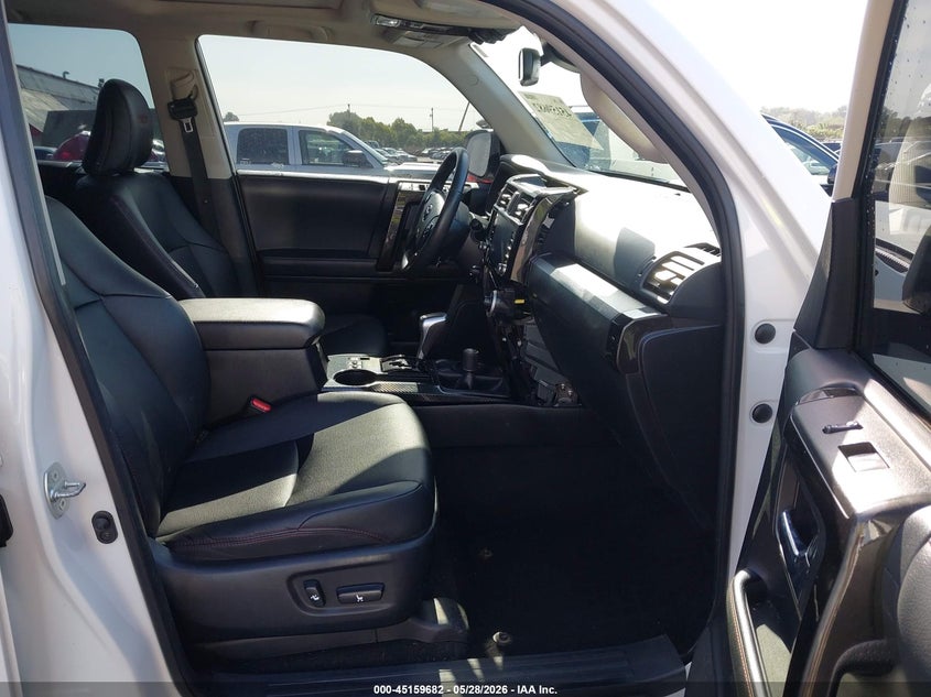2020 Toyota 4runner VIN JTEBU5JR1L5794386 IAAI salvage auction — RIGHT FRONT, Salvage (Oregon), sold $22,000 on 2026-07-25 (photo 5)