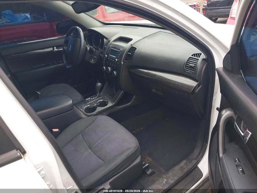 2012 Kia Sorento VIN 5XYKT3A67CG211912 IAAI salvage auction — FRONT END, Salvage (Ohio), sold $650 on 2026-07-28 (photo 5)