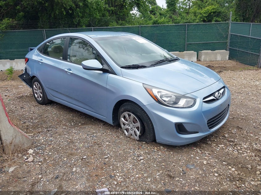 2014 Hyundai Accent VIN KMHCT4AE4EU733704 IAAI salvage auction — REAR END, Salvage - Greater Than 75% (Maryland), sold $675 on 2026-07-23 (photo 1)