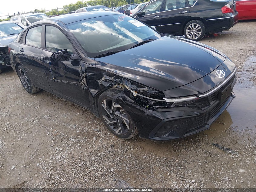 2025 Hyundai Elantra VIN KMHLM4DG4SU060063 IAAI salvage auction — RIGHT SIDE, Salvage Title, sold $4,950 on 2026-07-27 (photo 1)