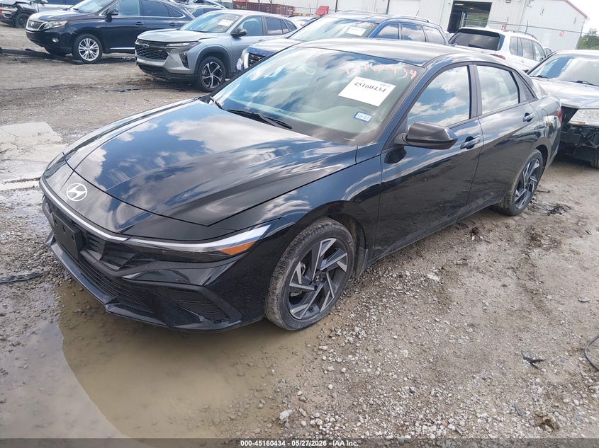 2025 Hyundai Elantra VIN KMHLM4DG4SU060063 IAAI salvage auction — RIGHT SIDE, Salvage Title, sold $4,950 on 2026-07-27 (photo 2)