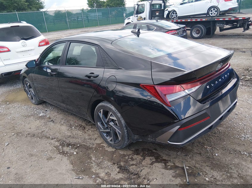 2025 Hyundai Elantra VIN KMHLM4DG4SU060063 IAAI salvage auction — RIGHT SIDE, Salvage Title, sold $4,950 on 2026-07-27 (photo 3)