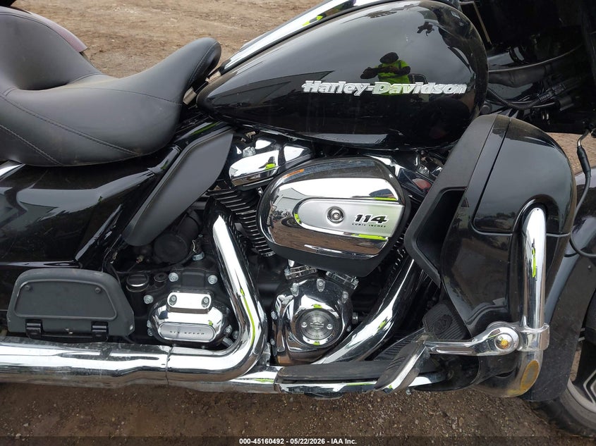 2022 Harley-davidson Electra glide VIN 1HD1KEF18NB645601 IAAI salvage auction — ALL OVER, Salvage (Ohio), sold $6,400 on 2026-07-08 (photo 8)