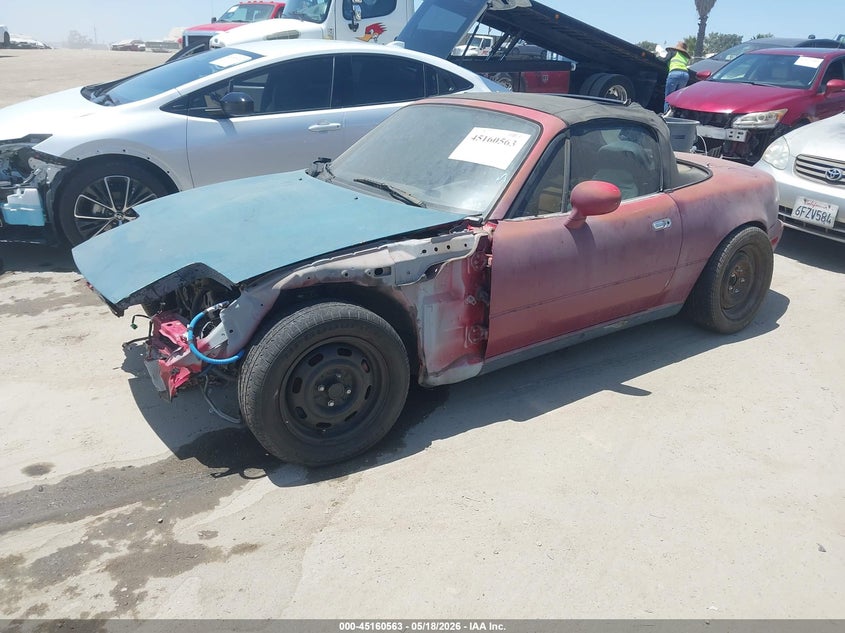 1994 Mazda Mx-5 miata VIN JM1NA3533R0507267 IAAI salvage auction — NORMAL WEAR, Salvage (Texas), sold $100 on 2026-07-29 (photo 2)