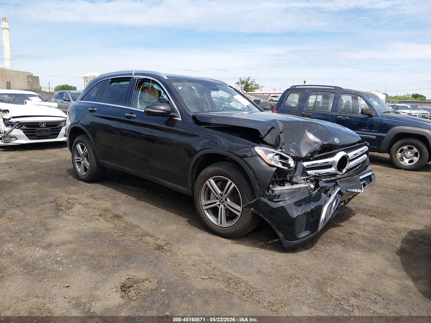 2022 Mercedes-benz Glc VIN W1N0G8EBXNV398471 IAAI salvage auction — FRONT END, Salvage (Idaho), sold $7,800 on 2026-07-17 (photo 1)