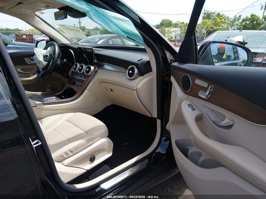 2022 Mercedes-benz Glc VIN W1N0G8EBXNV398471 IAAI salvage auction — FRONT END, Salvage (Idaho), sold $7,800 on 2026-07-17 (photo 5)