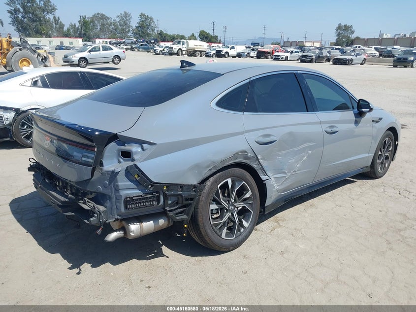 2024 Hyundai Sonata VIN KMHL64JA3RA388256 IAAI salvage auction — RIGHT SIDE, Salvage (California), sold $8,700 on 2026-07-15 (photo 4)
