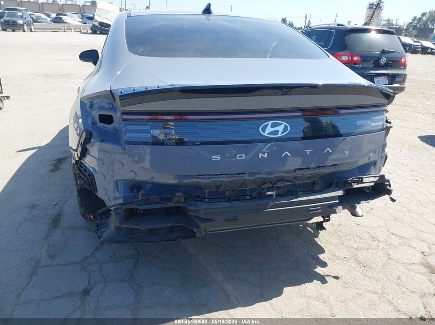 2024 Hyundai Sonata VIN KMHL64JA3RA388256 IAAI salvage auction — RIGHT SIDE, Salvage (California), sold $8,700 on 2026-07-15 (photo 6)