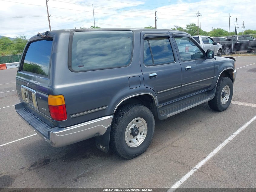 1992 Toyota 4runner VIN JT3VN39W0N8043458 IAAI salvage auction — NORMAL WEAR, Clear (Hawaii), sold $2,200 on 2026-07-14 (photo 4)