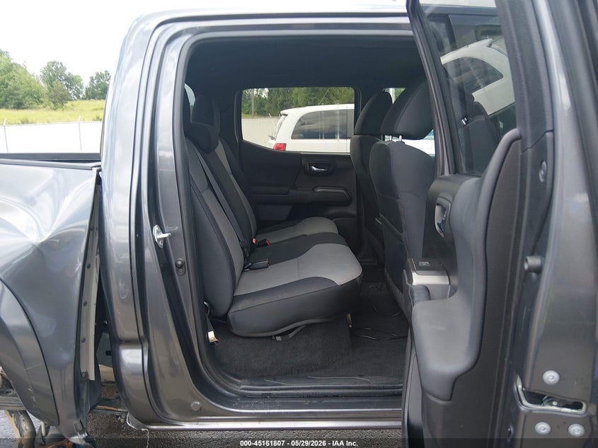 2021 Toyota Tacoma VIN 5TFAZ5CN0MX101776 IAAI salvage auction — RIGHT REAR, Salvage Title, sold $9,750 on 2026-07-09 (photo 8)