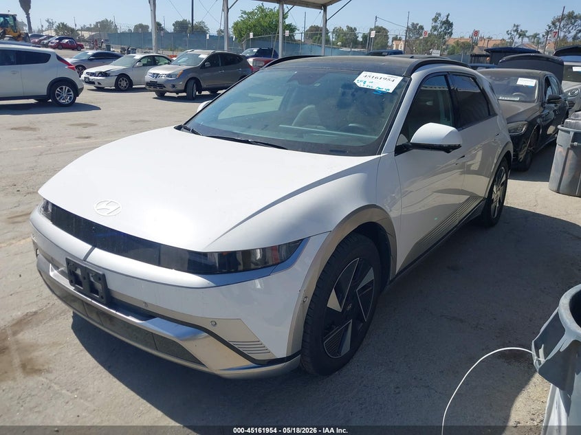 2025 Hyundai Ioniq 5 VIN 7YAKR4DA5SY037891 IAAI salvage auction — RIGHT FRONT, Salvage (California), sold $13,100 on 2026-07-29 (photo 2)