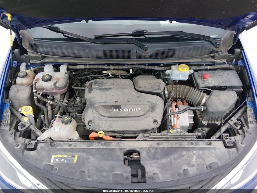 2018 Chrysler Pacifica VIN 2C4RC1H72JR289718 IAAI salvage auction — HAIL, Sf97 (Iowa), sold $10,300 on 2026-07-09 (photo 8)