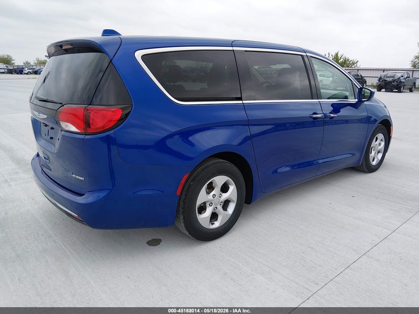 2018 Chrysler Pacifica VIN 2C4RC1H72JR289718 IAAI salvage auction — HAIL, Sf97 (Iowa), sold $10,300 on 2026-07-09 (photo 2)