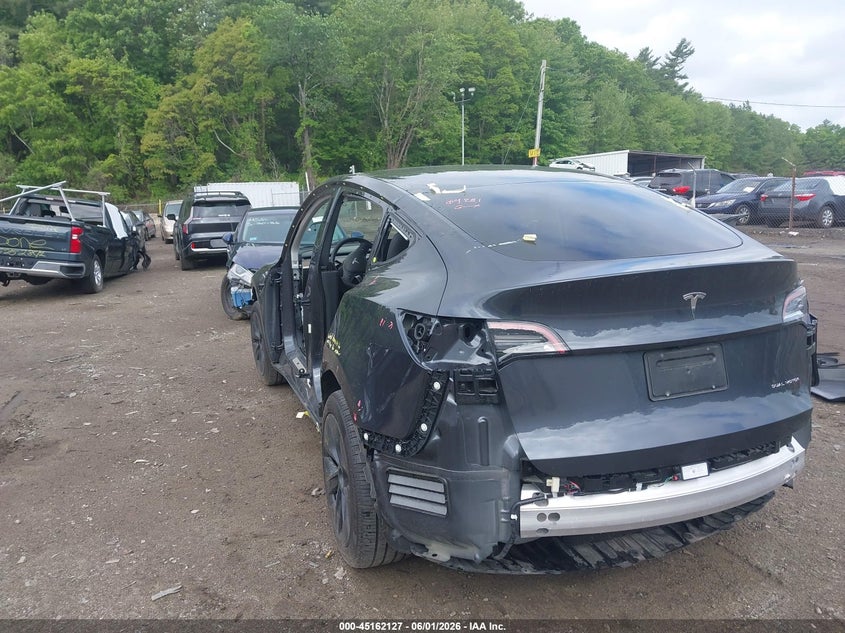2024 Tesla Model y VIN 7SAYGDEE8RA296281 IAAI salvage auction — ALL OVER, Salvage Title, sold $8,500 on 2026-07-15 (photo 3)