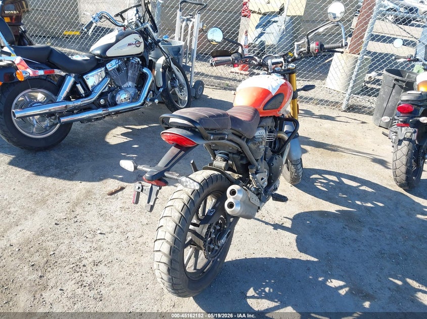 2026 Triumph motorcycle Scrambler VIN SMTT147Y5TNA44214 IAAI salvage auction — SIDE, Salvage (California), sold $1,000 on 2026-07-22 (photo 4)