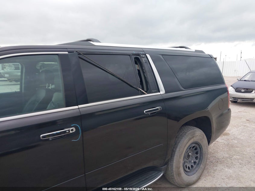 2017 Chevrolet Suburban VIN 1GNSKJKC0HR121609 IAAI salvage auction — THEFT, Original (Texas), sold $11,000 on 2026-07-29 (photo 6)