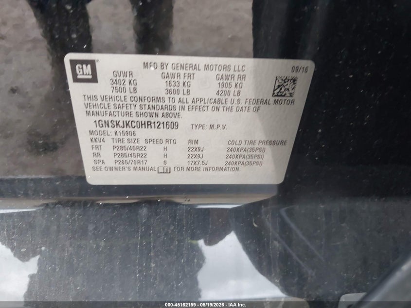 2017 Chevrolet Suburban VIN 1GNSKJKC0HR121609 IAAI salvage auction — THEFT, Original (Texas), sold $11,000 on 2026-07-29 (photo 9)