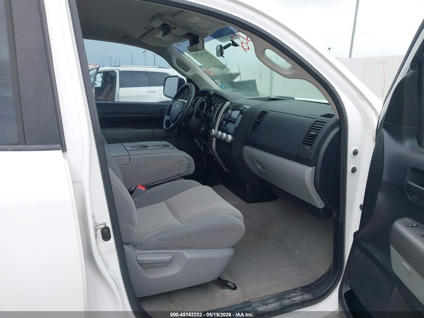 2010 Toyota Tundra VIN 5TFRY5F11AX090054 IAAI salvage auction — REAR END, Salvage (Texas), sold $4,525 on 2026-07-15 (photo 5)