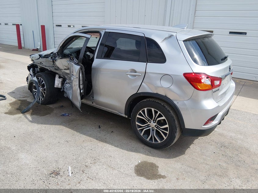 2019 Mitsubishi Outlander VIN JA4AP3AUXKU015159 IAAI salvage auction — FRONT & REAR, Salvage (Illinois), sold $1,750 on 2026-07-07 (photo 3)