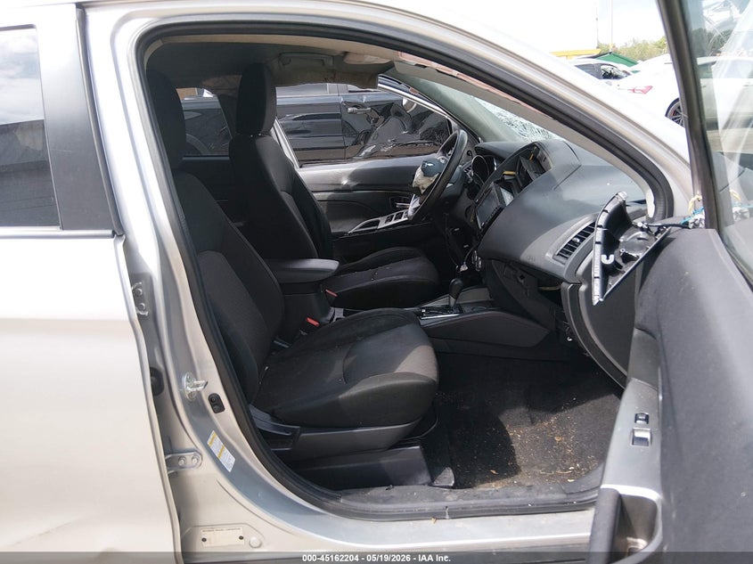 2019 Mitsubishi Outlander VIN JA4AP3AUXKU015159 IAAI salvage auction — FRONT & REAR, Salvage (Illinois), sold $1,750 on 2026-07-07 (photo 5)